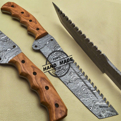 Damascus Tracker Knife Custom Handmade Damascus Steel Knife 1910